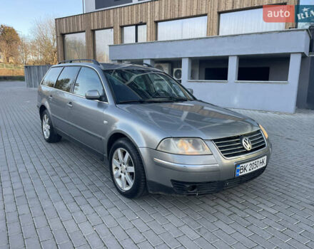 Серый Фольксваген Пассат, объемом двигателя 1.9 л и пробегом 298 тыс. км за 3250 $, фото 1 на Automoto.ua