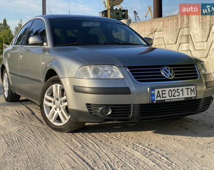 Серый Фольксваген Пассат, объемом двигателя 1.98 л и пробегом 280 тыс. км за 5400 $, фото 1 на Automoto.ua