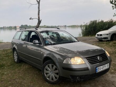 Сірий Фольксваген Пассат, об'ємом двигуна 1.6 л та пробігом 283 тис. км за 4497 $, фото 1 на Automoto.ua