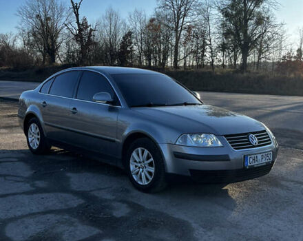 Серый Фольксваген Пассат, объемом двигателя 1.6 л и пробегом 285 тыс. км за 6500 $, фото 1 на Automoto.ua