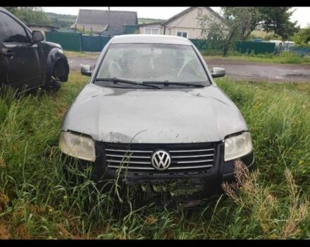 Серый Фольксваген Пассат, объемом двигателя 0 л и пробегом 400 тыс. км за 1100 $, фото 1 на Automoto.ua