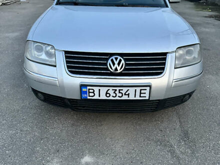 Фольксваген Пассат 2003 в Василькове на Automoto.ua Серый Фольксваген Пассат, объемом двигателя 2.5 л и пробегом 376 тыс. км за 4200 $, фото 1 на Automoto.ua