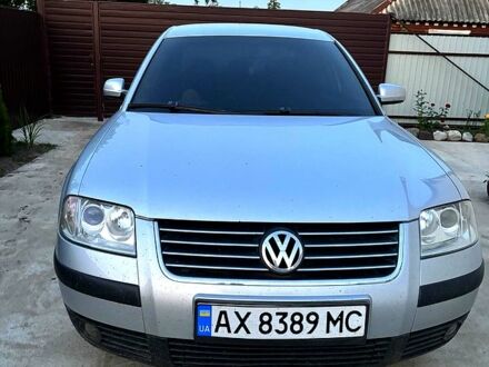 Серый Фольксваген Пассат, объемом двигателя 1.8 л и пробегом 200 тыс. км за 4500 $, фото 1 на Automoto.ua