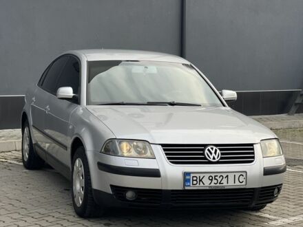 Серый Фольксваген Пассат, объемом двигателя 1.6 л и пробегом 228 тыс. км за 4999 $, фото 1 на Automoto.ua