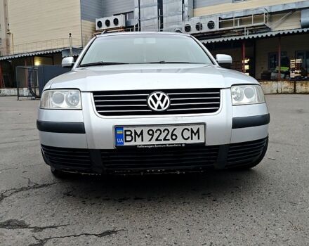 Серый Фольксваген Пассат, объемом двигателя 1.6 л и пробегом 280 тыс. км за 4500 $, фото 1 на Automoto.ua