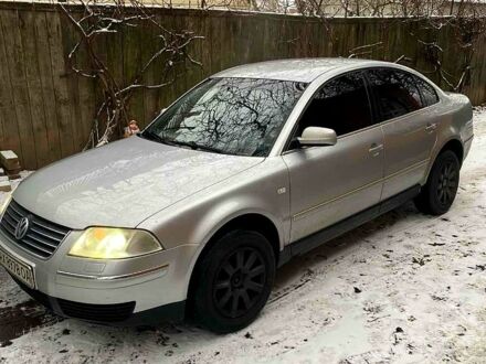 Серый Фольксваген Пассат, объемом двигателя 1.8 л и пробегом 260 тыс. км за 3800 $, фото 1 на Automoto.ua