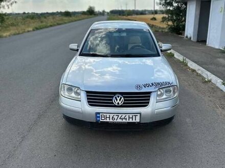 Фольксваген Пассат 2003 у Подільськ (Котовськ) на Automoto.ua Сірий Фольксваген Пассат, об'ємом двигуна 1.78 л та пробігом 363 тис. км за 4500 $, фото 1 на Automoto.ua