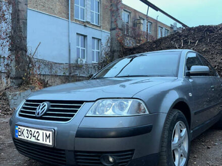 Серый Фольксваген Пассат, объемом двигателя 1.6 л и пробегом 286 тыс. км за 5200 $, фото 1 на Automoto.ua