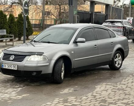 Серый Фольксваген Пассат, объемом двигателя 1.8 л и пробегом 350 тыс. км за 3500 $, фото 1 на Automoto.ua