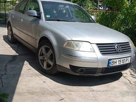 Фольксваген Пассат 2003 у Подільськ (Котовськ) на Automoto.ua Сірий Фольксваген Пассат, об'ємом двигуна 2.5 л та пробігом 320 тис. км за 4200 $, фото 1 на Automoto.ua