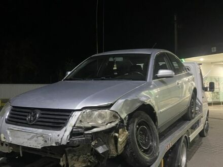 Серый Фольксваген Пассат, объемом двигателя 1.8 л и пробегом 210 тыс. км за 1600 $, фото 1 на Automoto.ua