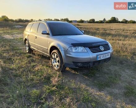 Сірий Фольксваген Пассат, об'ємом двигуна 2.5 л та пробігом 350 тис. км за 4000 $, фото 1 на Automoto.ua