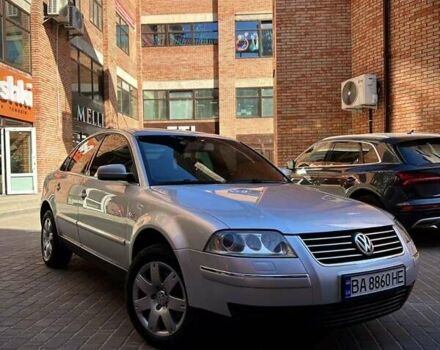 Серый Фольксваген Пассат, объемом двигателя 1.78 л и пробегом 330 тыс. км за 5400 $, фото 1 на Automoto.ua