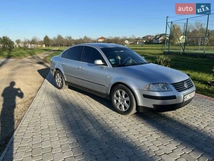 Фольксваген Пассат 2003 у Старом Самборе на Automoto.ua Сірий Фольксваген Пассат, об'ємом двигуна 2 л та пробігом 298 тис. км за 4500 $, фото 1 на Automoto.ua