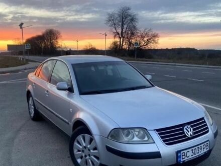 Фольксваген Пассат 2003 у Червонограде на Automoto.ua Сірий Фольксваген Пассат, об'ємом двигуна 1.9 л та пробігом 268 тис. км за 4600 $, фото 1 на Automoto.ua