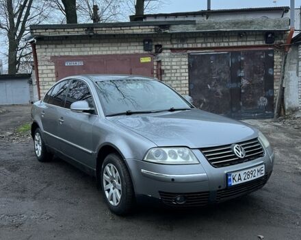 Серый Фольксваген Пассат, объемом двигателя 1.8 л и пробегом 285 тыс. км за 3900 $, фото 1 на Automoto.ua