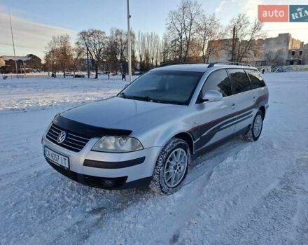 Серый Фольксваген Пассат, объемом двигателя 1.9 л и пробегом 260 тыс. км за 4650 $, фото 1 на Automoto.ua