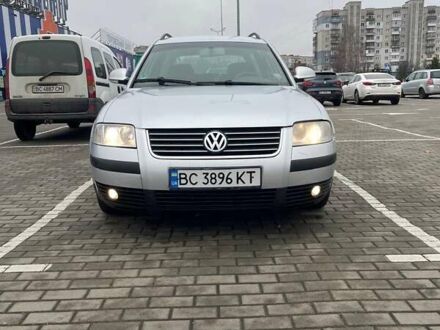 Серый Фольксваген Пассат, объемом двигателя 1.6 л и пробегом 225 тыс. км за 4500 $, фото 1 на Automoto.ua