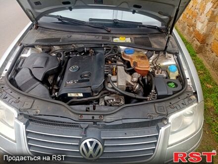 Серый Фольксваген Пассат, объемом двигателя 1.8 л и пробегом 320 тыс. км за 5000 $, фото 1 на Automoto.ua