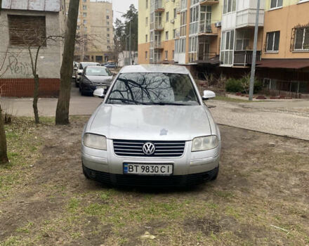 Сірий Фольксваген Пассат, об'ємом двигуна 1.78 л та пробігом 350 тис. км за 4500 $, фото 1 на Automoto.ua