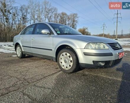 Серый Фольксваген Пассат, объемом двигателя 1.6 л и пробегом 180 тыс. км за 5500 $, фото 1 на Automoto.ua