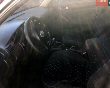 Серый Фольксваген Пассат, объемом двигателя 2 л и пробегом 380 тыс. км за 4500 $, фото 1 на Automoto.ua