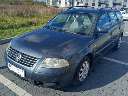 Серый Фольксваген Пассат, объемом двигателя 0 л и пробегом 250 тыс. км за 1400 $, фото 1 на Automoto.ua