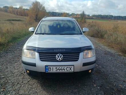 Фольксваген Пассат 2004 в Решетиловке на Automoto.ua Серый Фольксваген Пассат, объемом двигателя 1.9 л и пробегом 341 тыс. км за 5500 $, фото 1 на Automoto.ua