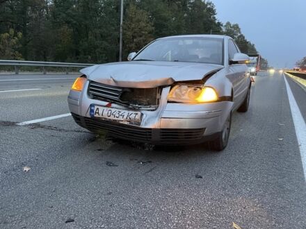 Серый Фольксваген Пассат, объемом двигателя 2.8 л и пробегом 324 тыс. км за 2200 $, фото 1 на Automoto.ua