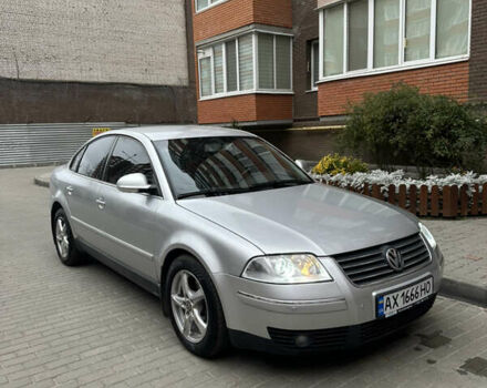 Сірий Фольксваген Пассат, об'ємом двигуна 1.8 л та пробігом 319 тис. км за 4750 $, фото 1 на Automoto.ua