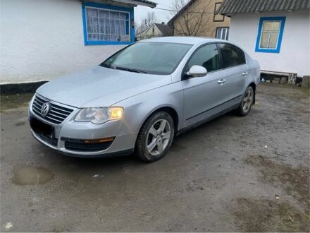 Серый Фольксваген Пассат, объемом двигателя 1.9 л и пробегом 292 тыс. км за 2350 $, фото 1 на Automoto.ua