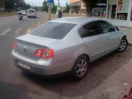 Серый Фольксваген Пассат, объемом двигателя 2 л и пробегом 270 тыс. км за 4700 $, фото 1 на Automoto.ua