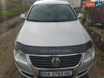 Фольксваген Пассат 2005 в Гайвороне на Automoto.ua Серый Фольксваген Пассат, объемом двигателя 1.97 л и пробегом 269 тыс. км за 5300 $, фото 1 на Automoto.ua