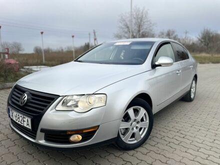 Серый Фольксваген Пассат, объемом двигателя 2 л и пробегом 400 тыс. км за 2650 $, фото 1 на Automoto.ua