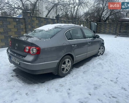 Серый Фольксваген Пассат, объемом двигателя 1.98 л и пробегом 200 тыс. км за 5700 $, фото 1 на Automoto.ua