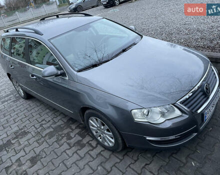 Сірий Фольксваген Пассат, об'ємом двигуна 1.6 л та пробігом 224 тис. км за 6500 $, фото 1 на Automoto.ua