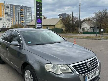 Серый Фольксваген Пассат, объемом двигателя 1.6 л и пробегом 319 тыс. км за 7100 $, фото 1 на Automoto.ua