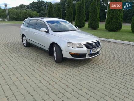 Сірий Фольксваген Пассат, об'ємом двигуна 1.6 л та пробігом 265 тис. км за 5700 $, фото 1 на Automoto.ua