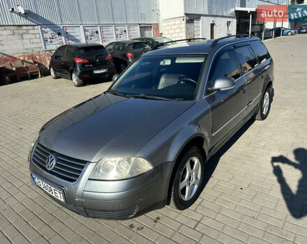 Серый Фольксваген Пассат, объемом двигателя 1.9 л и пробегом 340 тыс. км за 3500 $, фото 1 на Automoto.ua