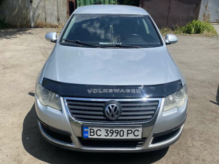 Серый Фольксваген Пассат, объемом двигателя 2 л и пробегом 360 тыс. км за 6000 $, фото 1 на Automoto.ua