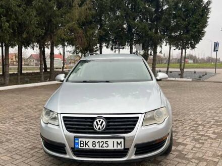 Сірий Фольксваген Пассат, об'ємом двигуна 1.9 л та пробігом 331 тис. км за 4300 $, фото 1 на Automoto.ua