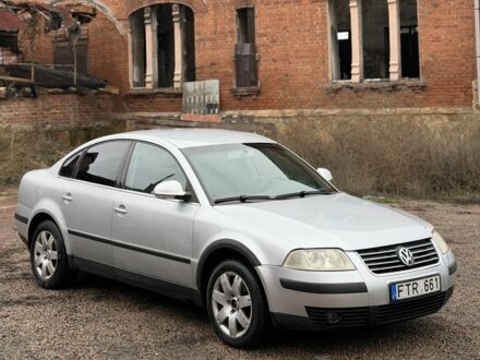 Серый Фольксваген Пассат, объемом двигателя 1.9 л и пробегом 381 тыс. км за 2600 $, фото 1 на Automoto.ua