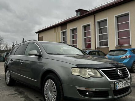 Серый Фольксваген Пассат, объемом двигателя 2 л и пробегом 341 тыс. км за 6100 $, фото 1 на Automoto.ua