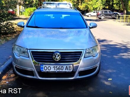 Серый Фольксваген Пассат, объемом двигателя 2 л и пробегом 267 тыс. км за 5000 $, фото 1 на Automoto.ua