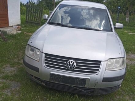 Фольксваген Пассат 2005 в Луцке на Automoto.ua Серый Фольксваген Пассат, объемом двигателя 0 л и пробегом 250 тыс. км за 2401 $, фото 1 на Automoto.ua