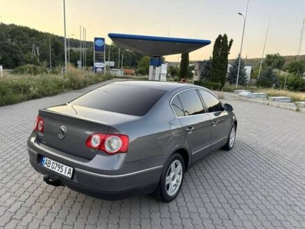 Фольксваген Пассат 2005 в Жмеренке на Automoto.ua Серый Фольксваген Пассат, объемом двигателя 1.9 л и пробегом 324 тыс. км за 6700 $, фото 1 на Automoto.ua