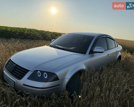Фольксваген Пассат 2005 в Харькове на Automoto.ua Серый Фольксваген Пассат, объемом двигателя 1.98 л и пробегом 239 тыс. км за 6200 $, фото 1 на Automoto.ua