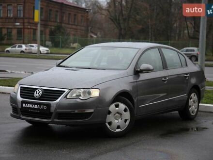 Серый Фольксваген Пассат, объемом двигателя 1.98 л и пробегом 307 тыс. км за 5800 $, фото 1 на Automoto.ua