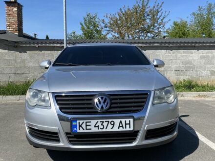 Фольксваген Пассат 2006 в Львове на Automoto.ua Серый Фольксваген Пассат, объемом двигателя 2 л и пробегом 280 тыс. км за 4800 $, фото 1 на Automoto.ua
