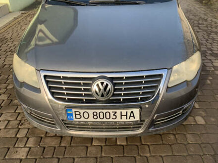 Серый Фольксваген Пассат, объемом двигателя 2 л и пробегом 247 тыс. км за 5700 $, фото 1 на Automoto.ua